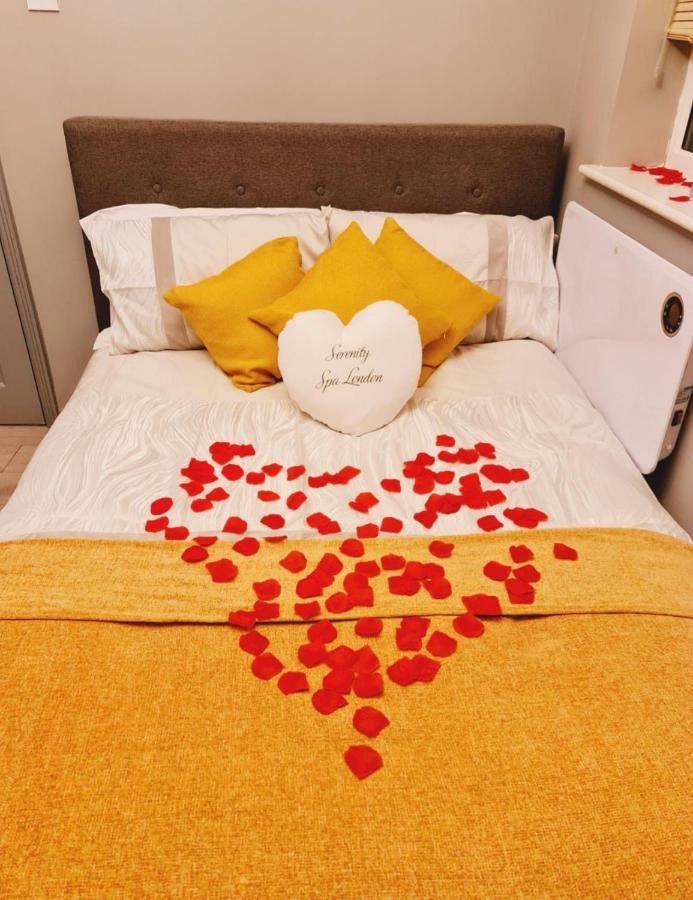Apartment With Private Hot Tub, Sauna, Ice Bath, Gym 레인험 외부 사진
